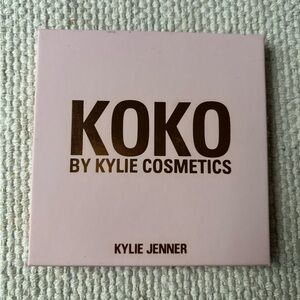 KOKO pressed powder eyeshadow